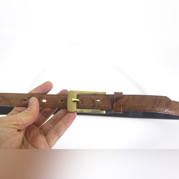 Super Skinny Caramel Brown Leather Belt with Pattern Texture Gold Buckle - Picture 5 of 7